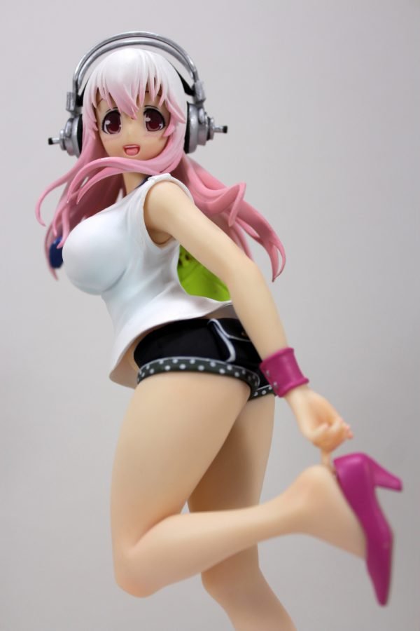 Super Sonico Figure Pink Heel Version Furyu UK Super Sonico anime figures UK animetal
