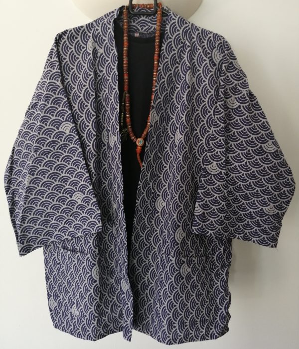 Navy Japanese Haori with Traditional Japanese Waves UK Haori UK Japanese Haori UK Japanese Yukata UK Japanese clothing UK Japanese fashion UK animetal